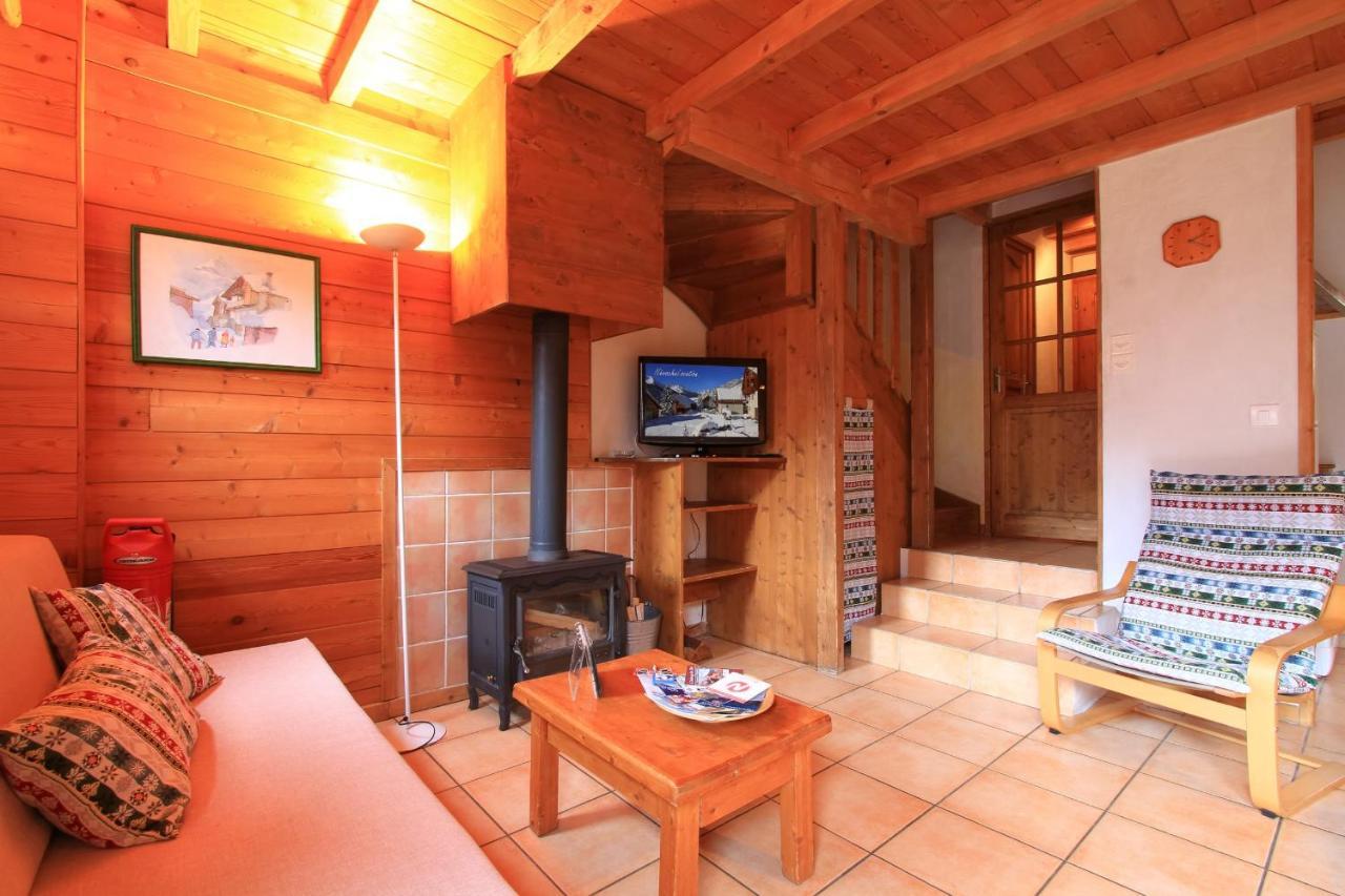 Le Gouroun Hameau Des Chazals Nevache Hautes Alpes Kültér fotó