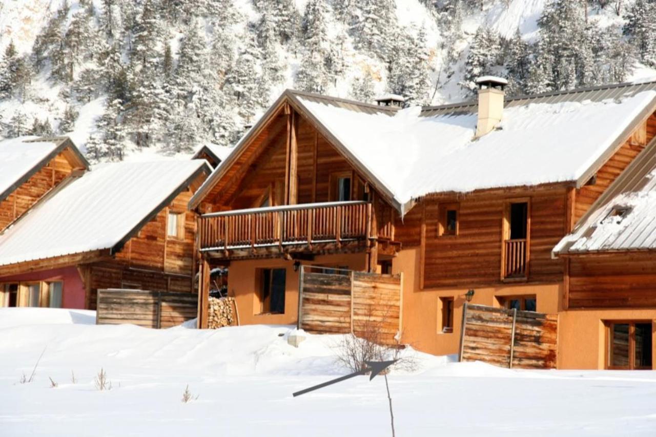 Le Gouroun Hameau Des Chazals Nevache Hautes Alpes Kültér fotó