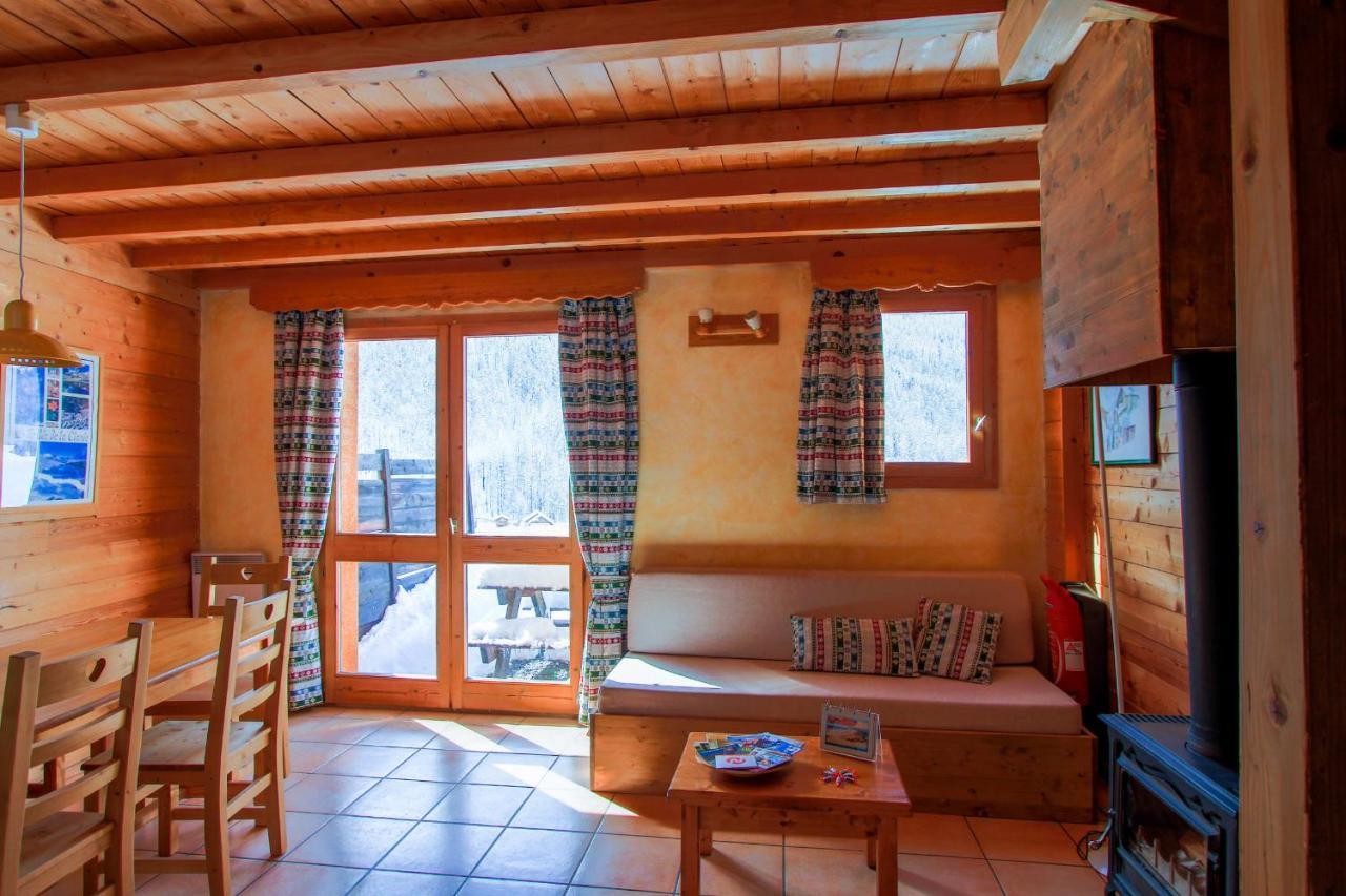 Le Gouroun Hameau Des Chazals Nevache Hautes Alpes Kültér fotó