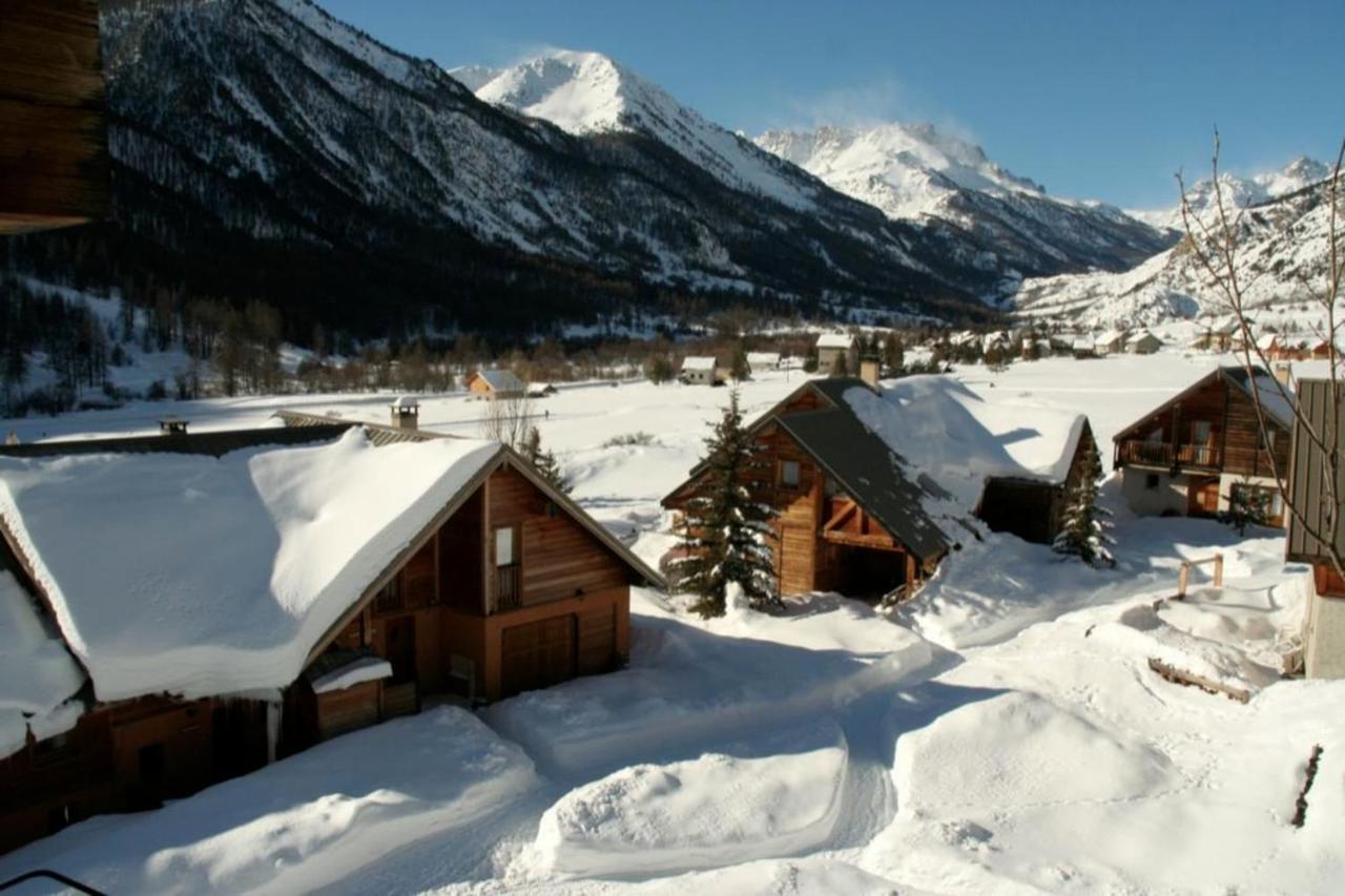 Le Gouroun Hameau Des Chazals Nevache Hautes Alpes Kültér fotó
